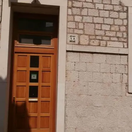 Lejlighed Klaudija S Charming & - One Bedroom *
